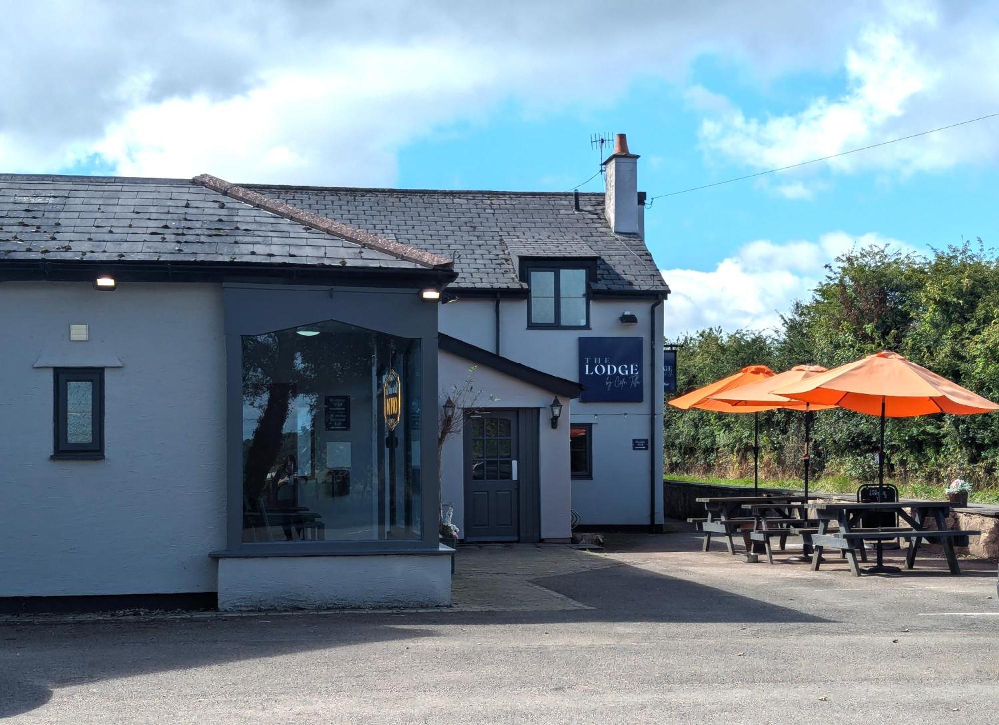 The By Cefn Tilla * Usk