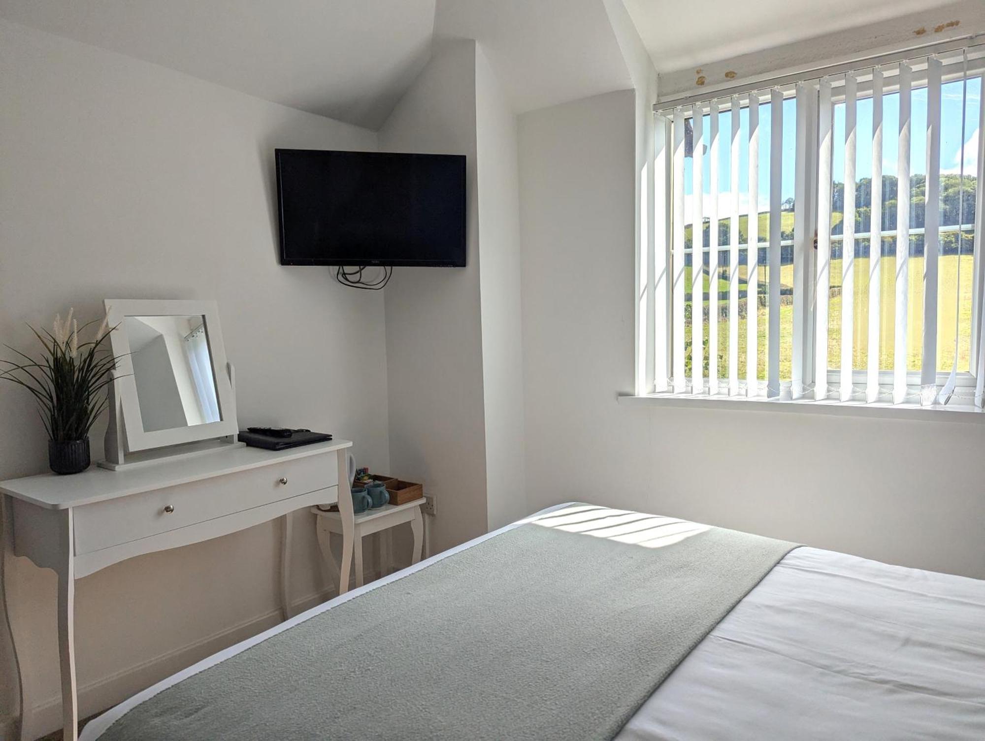 Hotel The By Cefn Tilla