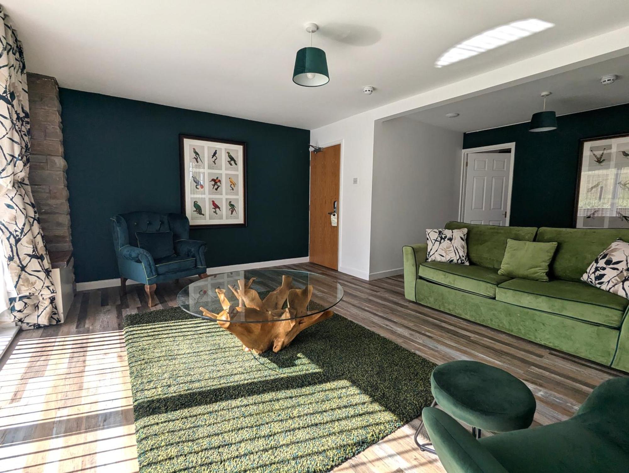 Hotel The By Cefn Tilla