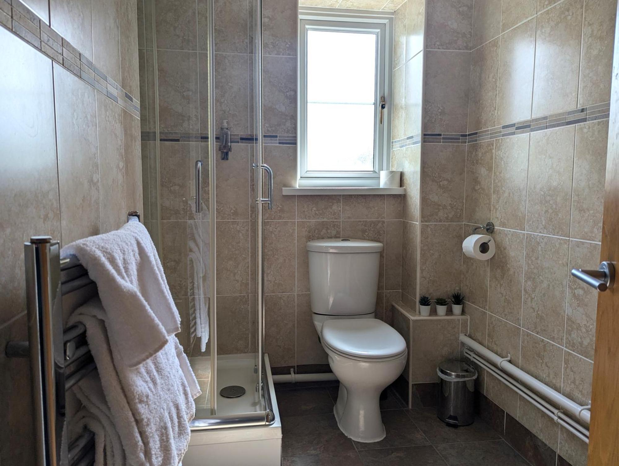Hotel The By Cefn Tilla *